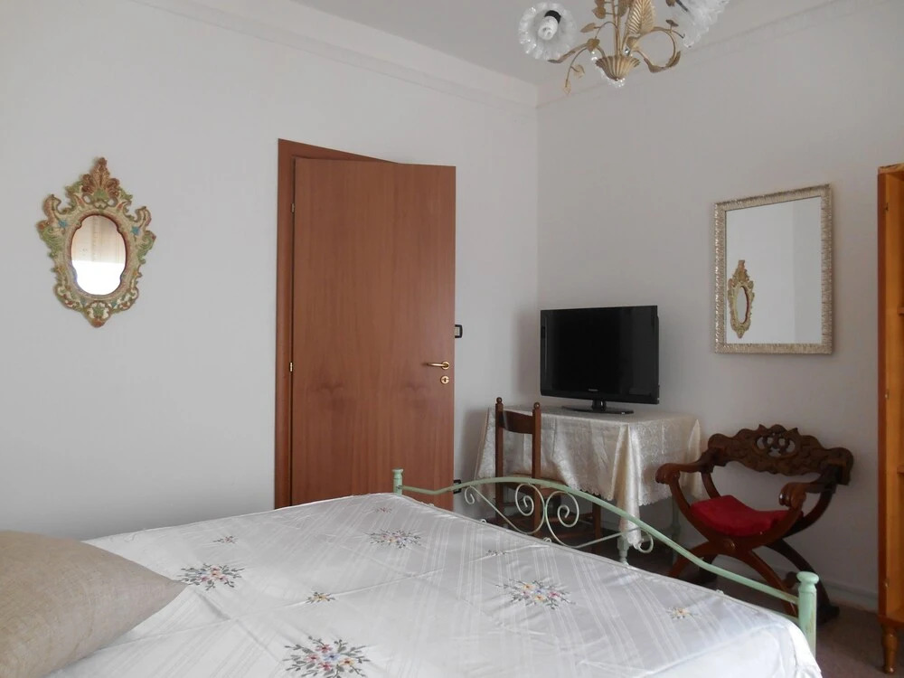 B&B Lezzi Avantgarde