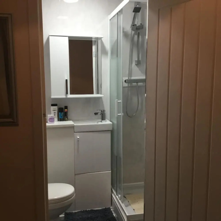 Paisley central luxury Rooms & Apartment