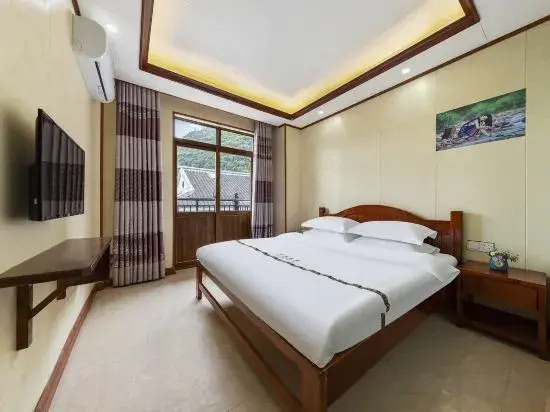 Zibo Buyi Zhijia Inn