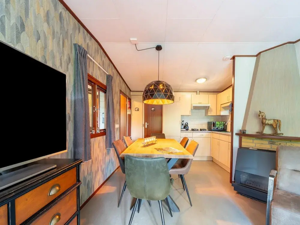Chalet in Stegeren near Forest and Pond