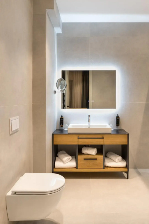 Mercure Tirana