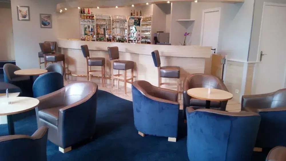 LE GREEN 7 HôTEL RESTAURANT