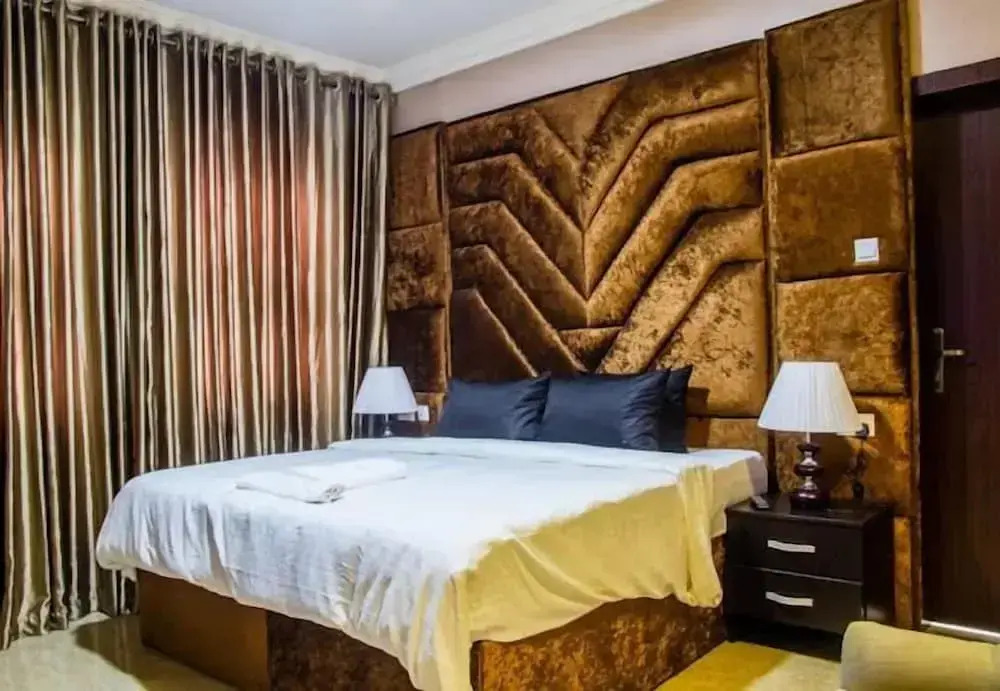 DeGrosvenor Hotel and Suites Lagos