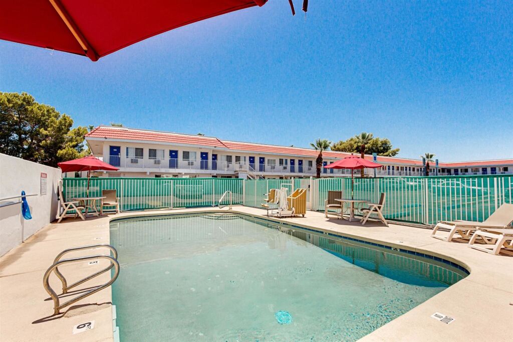 Book Motel 6 Scottsdale South in Tempe right now! - Tempe.inhotels.net