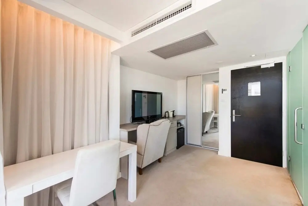 The Nest - Trendy Studio Near City Centre with Roof Terrace