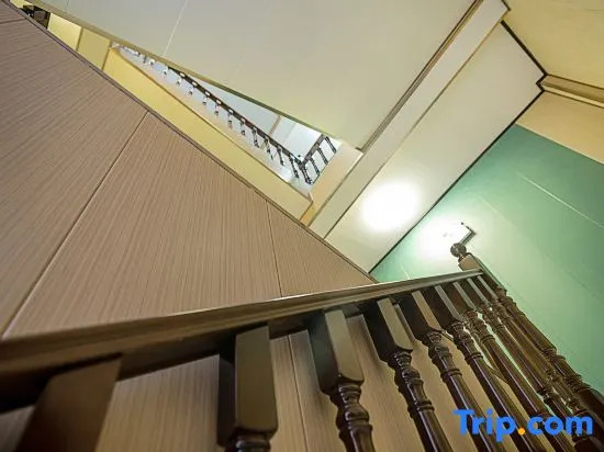 Yue Hotel (Zhengzhou CBD Convention and Exhibition Center)
