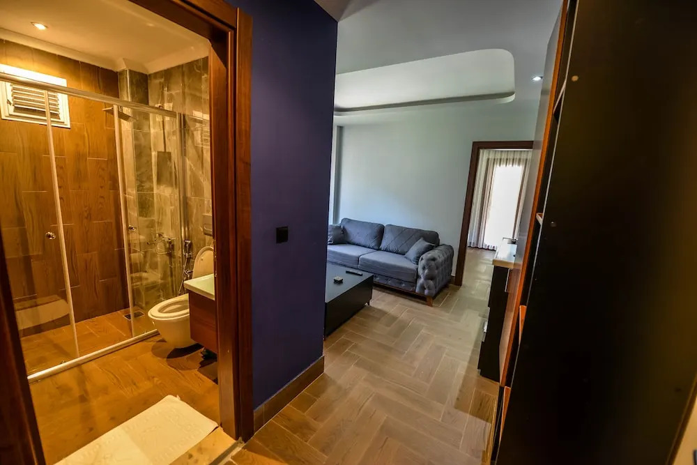 Kibar Hotel