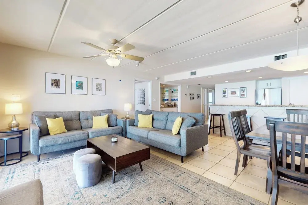 10th-floor 3BR Beachfront Condo w/ Views & Pool