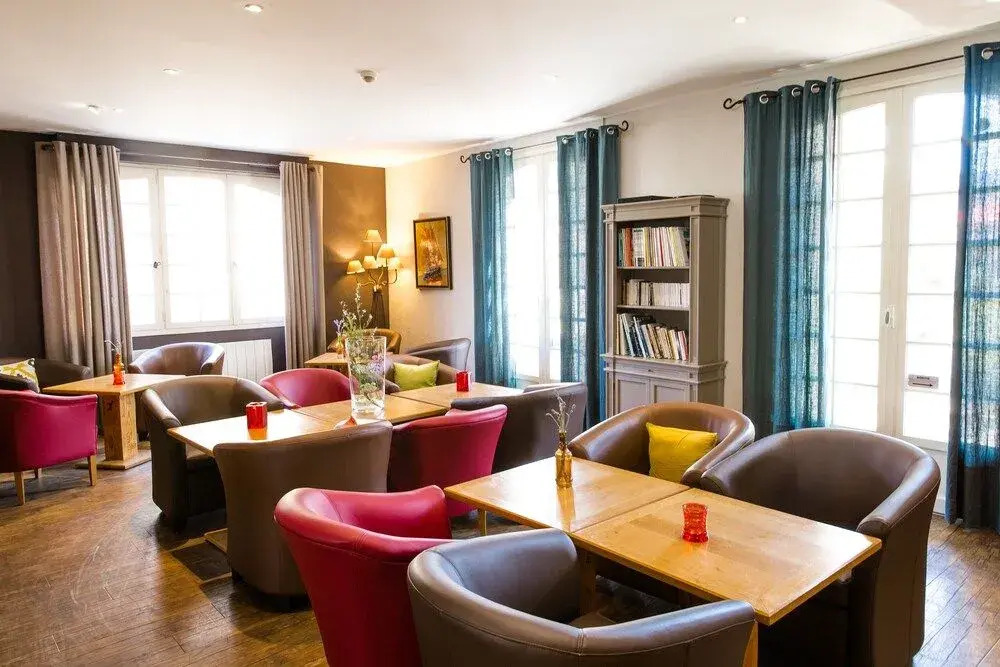 Logis Hôtel & Restaurant Lermitage