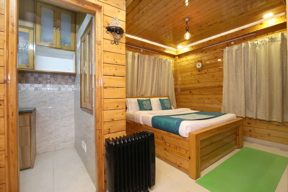 OYO 10299 Home Luxury Cottage Vikas Nagar