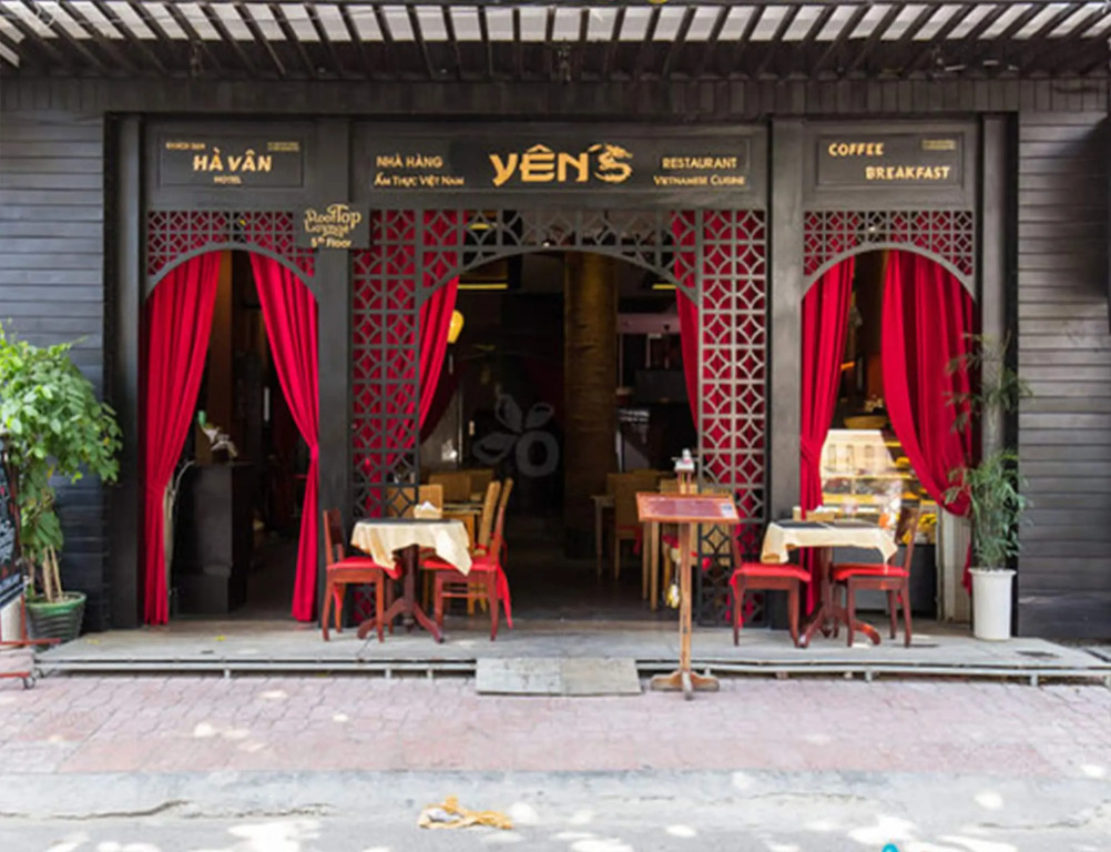 Hà Vân Hotel