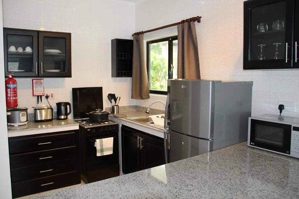 Surfers Cove Apartments