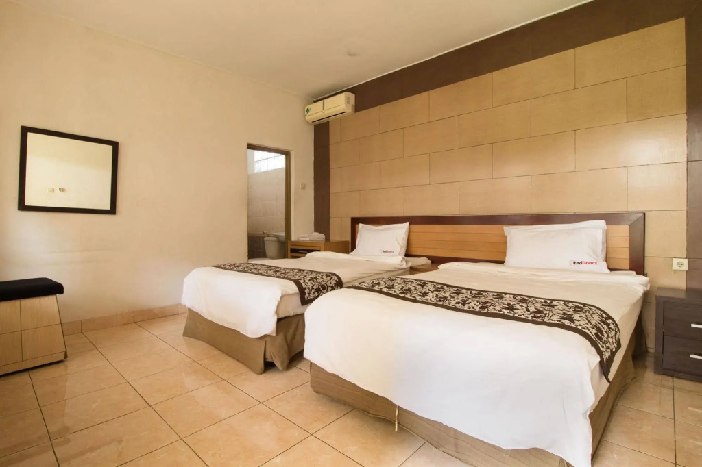 De Tropis Family Guest House