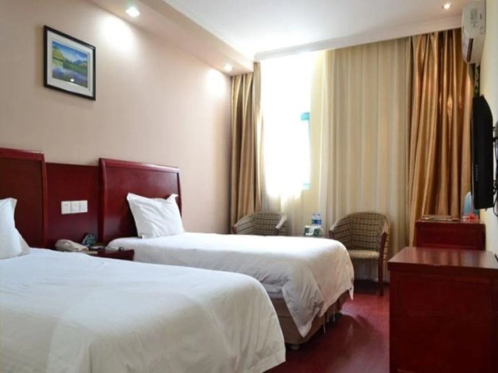 GreenTree Inn Jiangsu Suzhou Kunshan Qiandeng Ancient Town Hotel