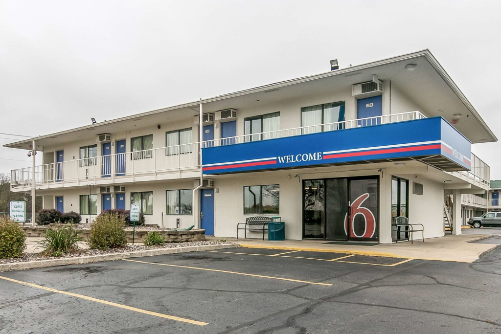 Motel 6-Janesville, WI
