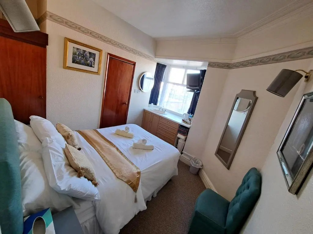 OYO Lily Hotel Blackpool