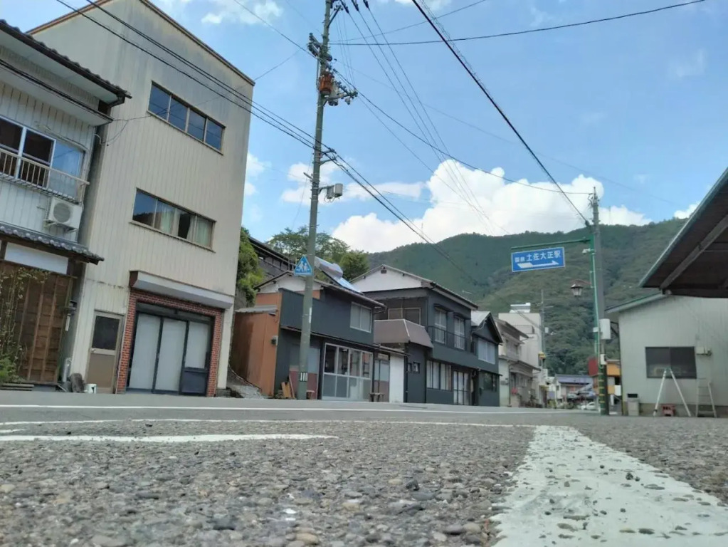 EkimaehouseSamaru