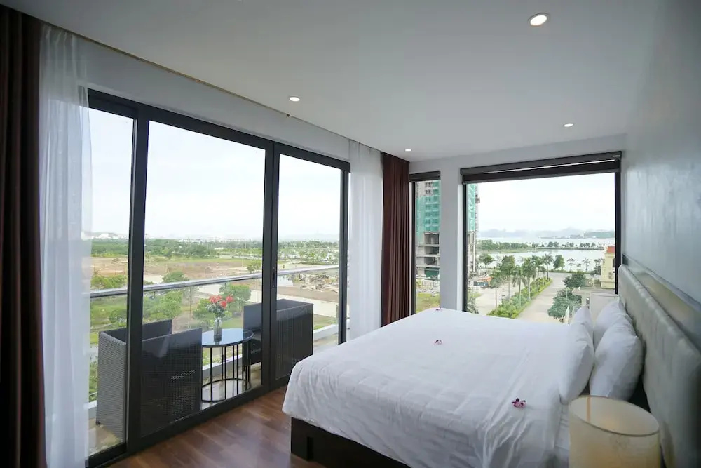 Merit Halong Hotel