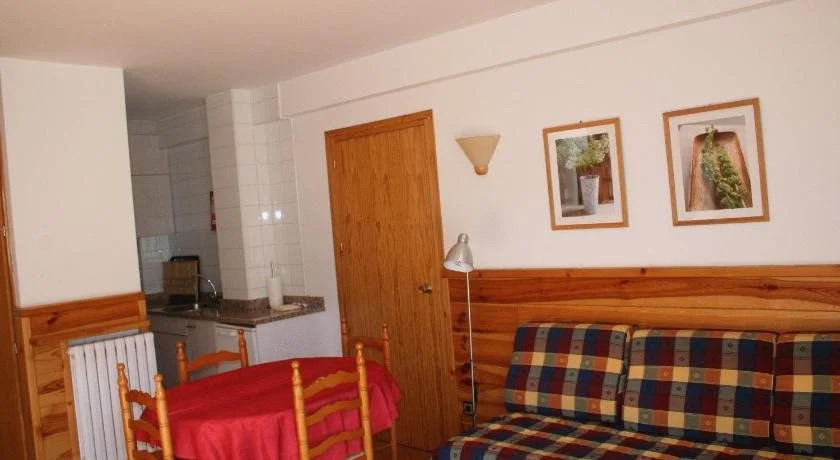 Apartaments Casa Vella Popaire