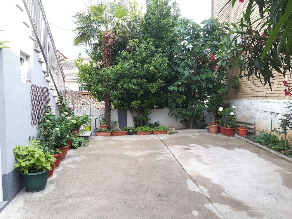Apartments City Paradise