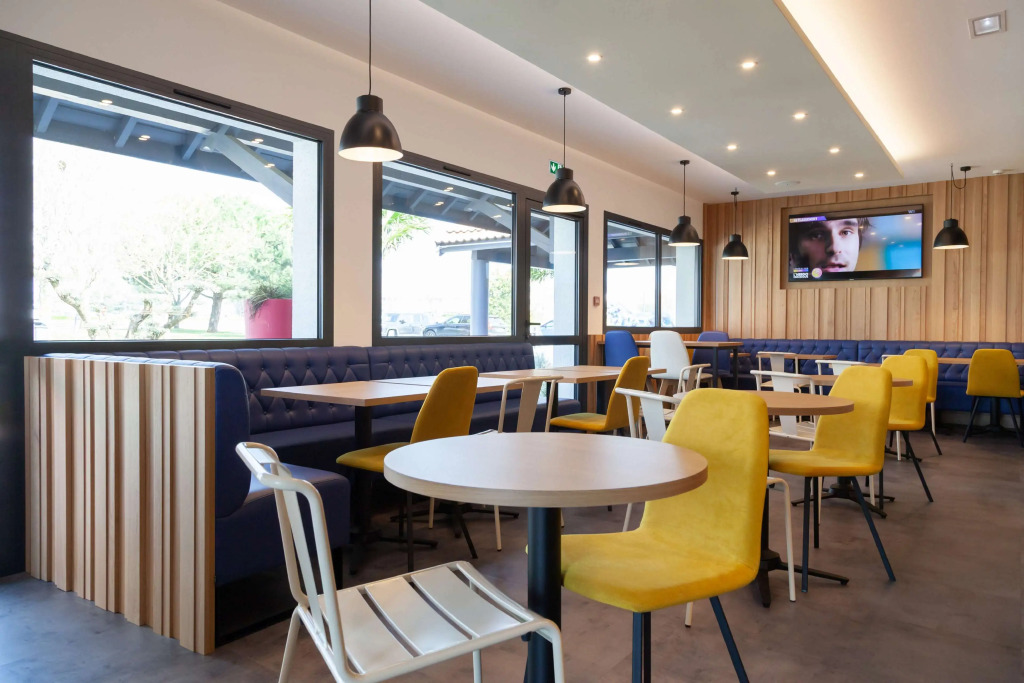 Kyriad Niort-Espace MendesFrance