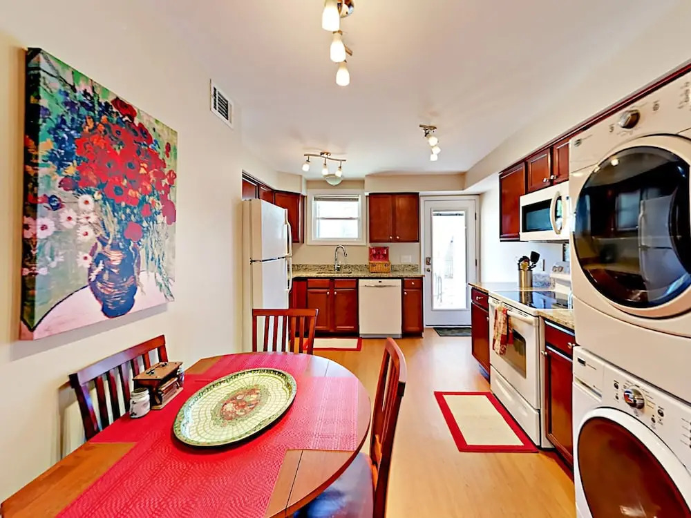 East Bolton Duplex Unit A 2 Bedrooms 1 Bathroom Duplex