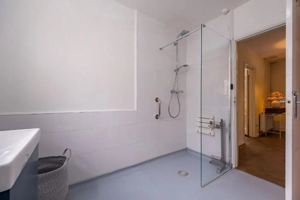 Stunning 4 BD Bungalow Banbury Northamptonshire