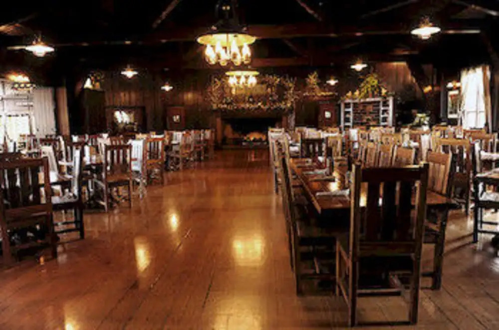 Starved Rock Lodge