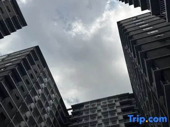 Shore 3 Residences Staycation