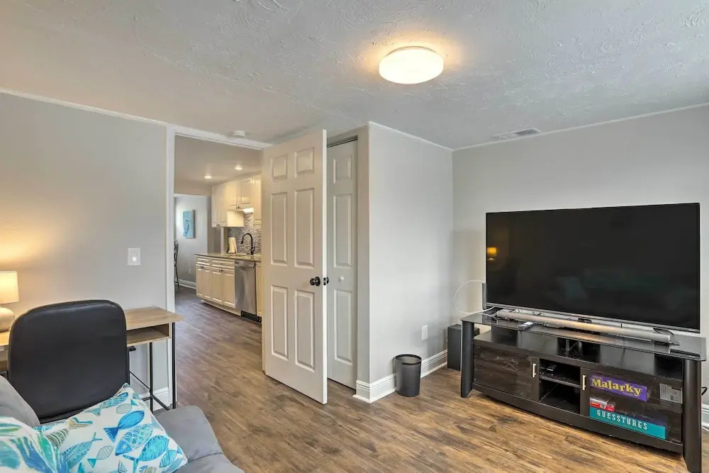 Pet-Friendly Gulfport Home u003c 2 Mi to Beach