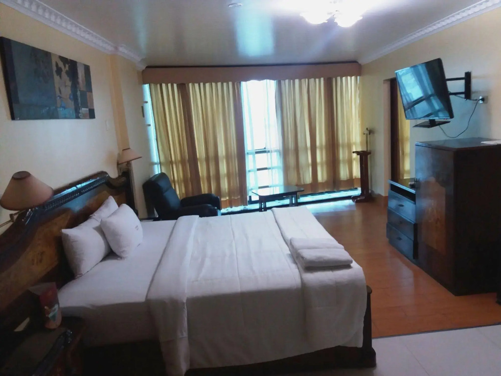 Inkari Suites Hotel