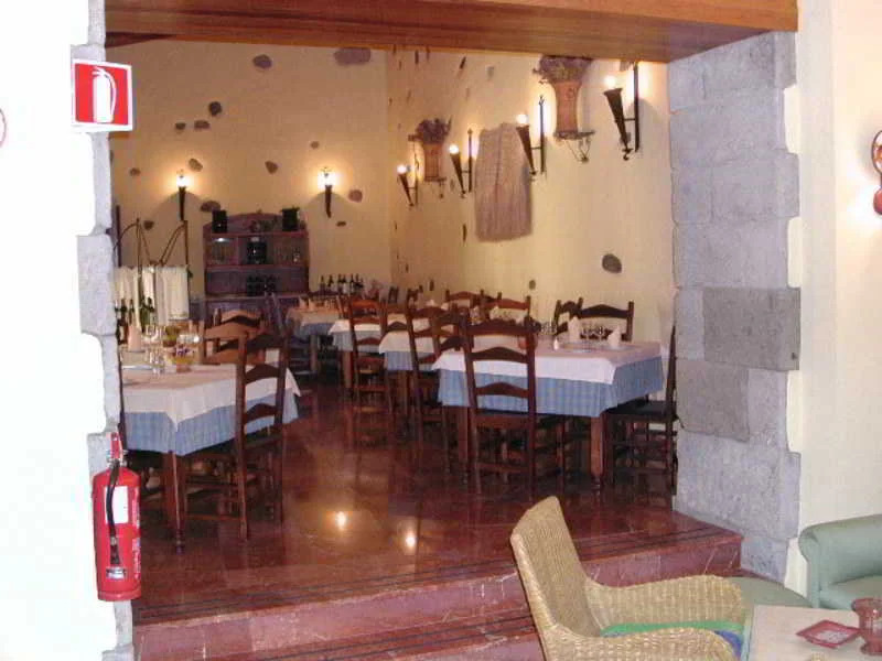 Отель Rural Casa de los Camellos