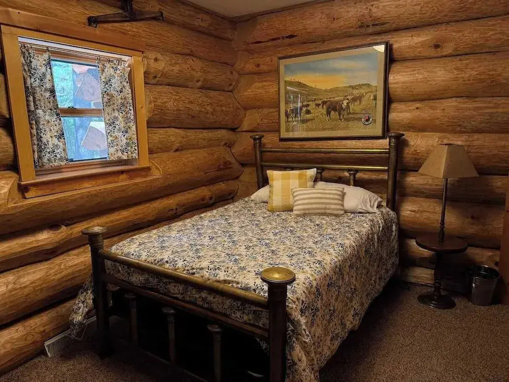 Katherine Lake Lodge
