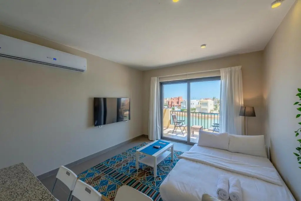 Brand-new 1-Bedroom in Tawila, Lagoon & Pool View