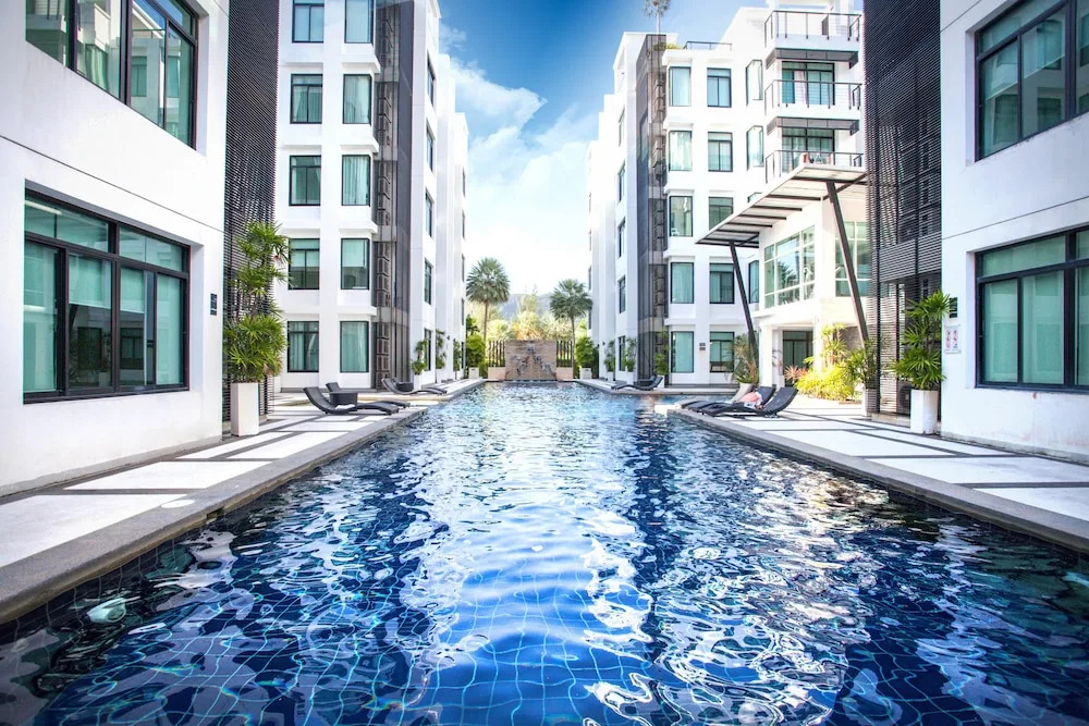 Luxury 3 Bedroom Apartment - A