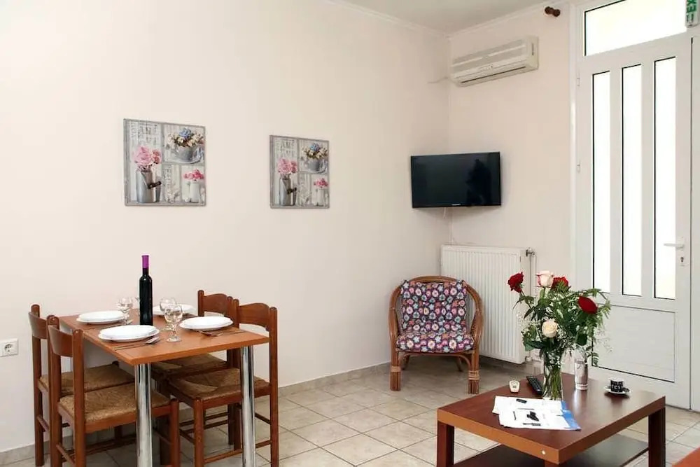 Avra apartments