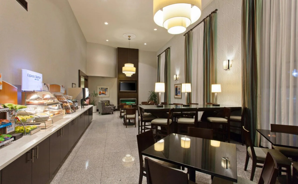 Holiday Inn Express Hotel & Suites Hermosa Beach by IHG