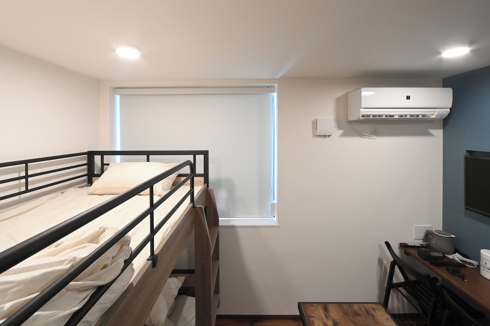 Stylewood Nishi-Shinjuku by Tranova