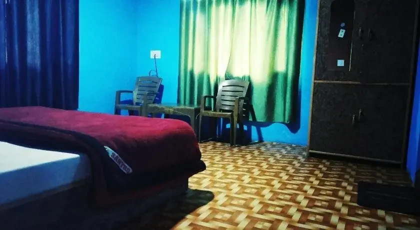 Non Stop Cafe Hostel & Stay