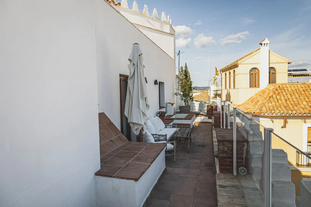 La Ermita Suites - Único Hotel Monumento de Córdoba