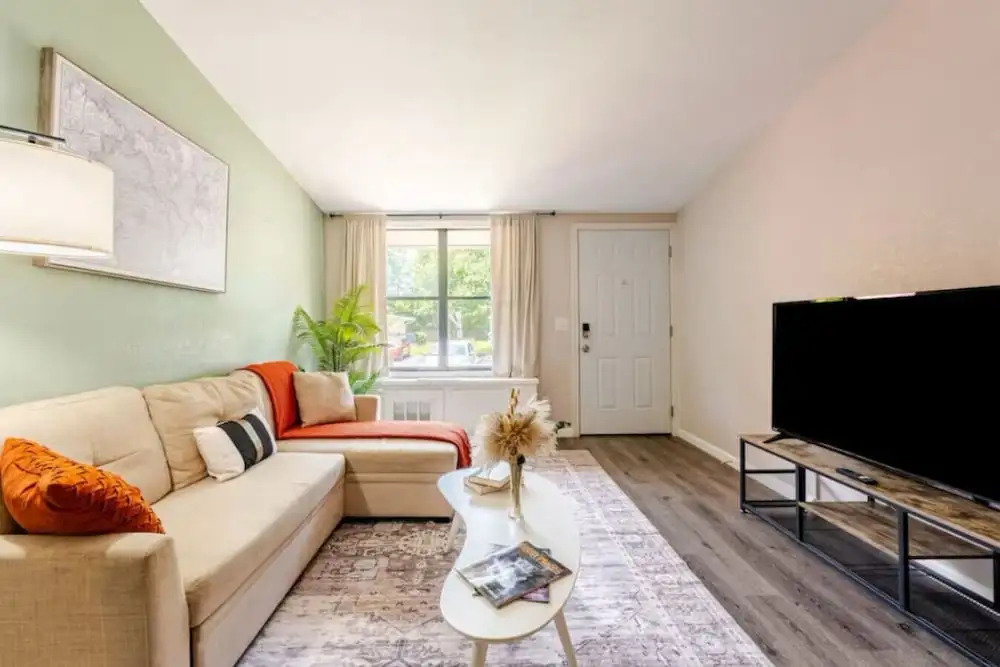Cozy 1BR Apt - 6mi to Ft Moore