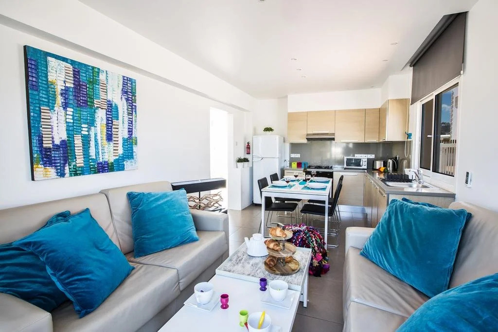 Nicholas Seaview Apartments