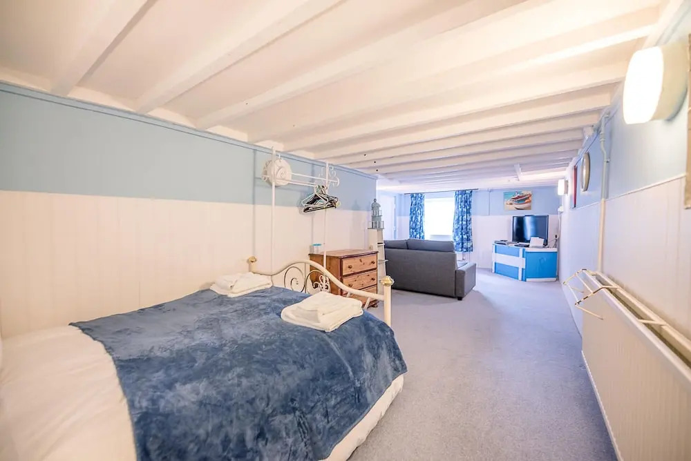 Settled In, Aldeburgh