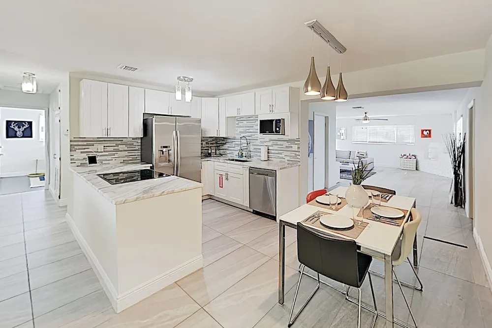 New Listing! Modern Art Haven W/ Pool - Near Beach 3 Bedroom Home