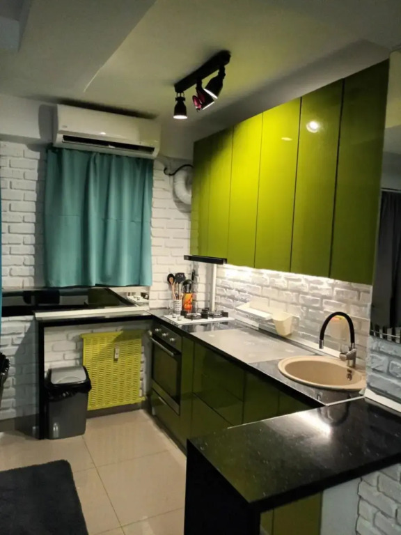 Manooy Studio 2
