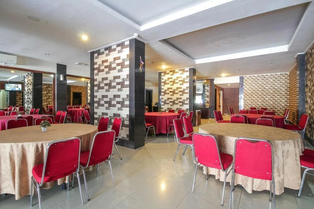 Hotel Makassar Marine