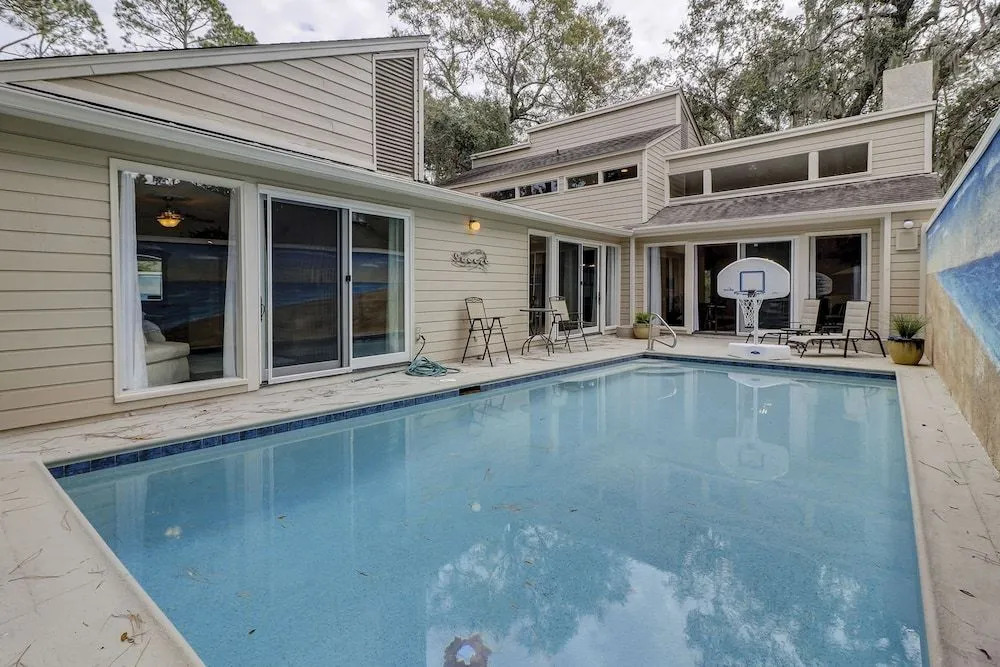 Water Oak 33 by RedAwning