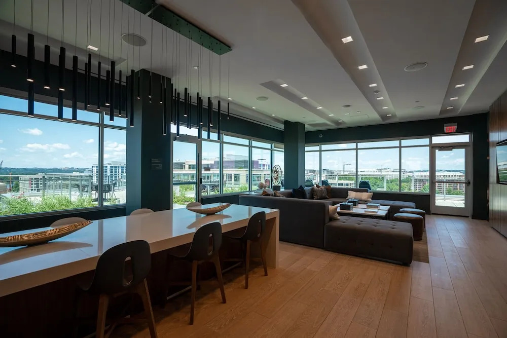 SoBe Waterfront Apartments