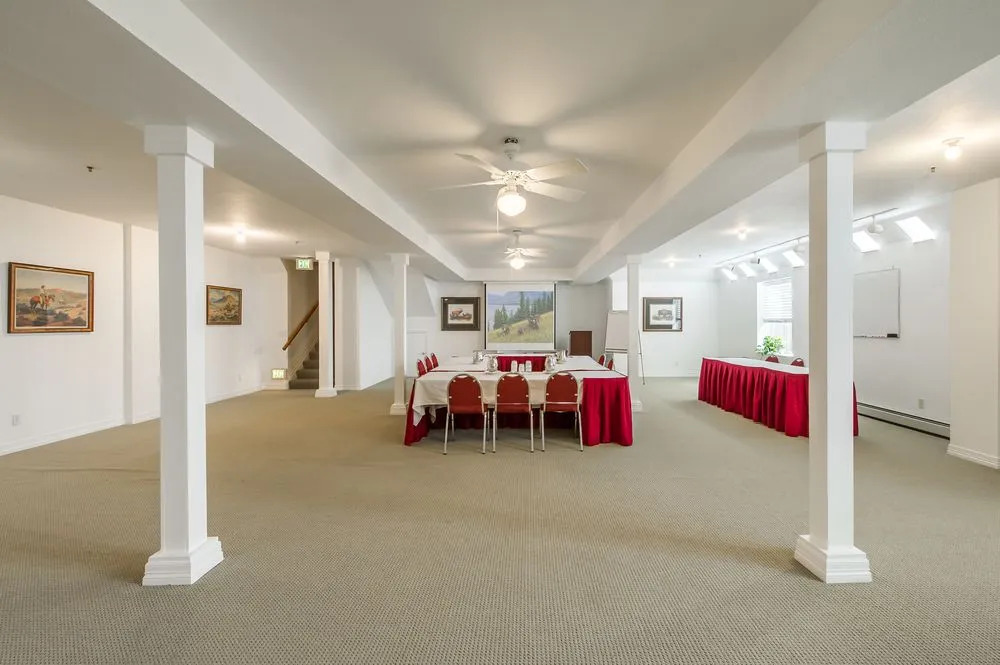 Bradley Boulder Inn