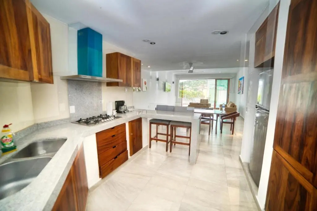 El Tular 2 Bdr Appartment 2 min walk from La Ropa beach